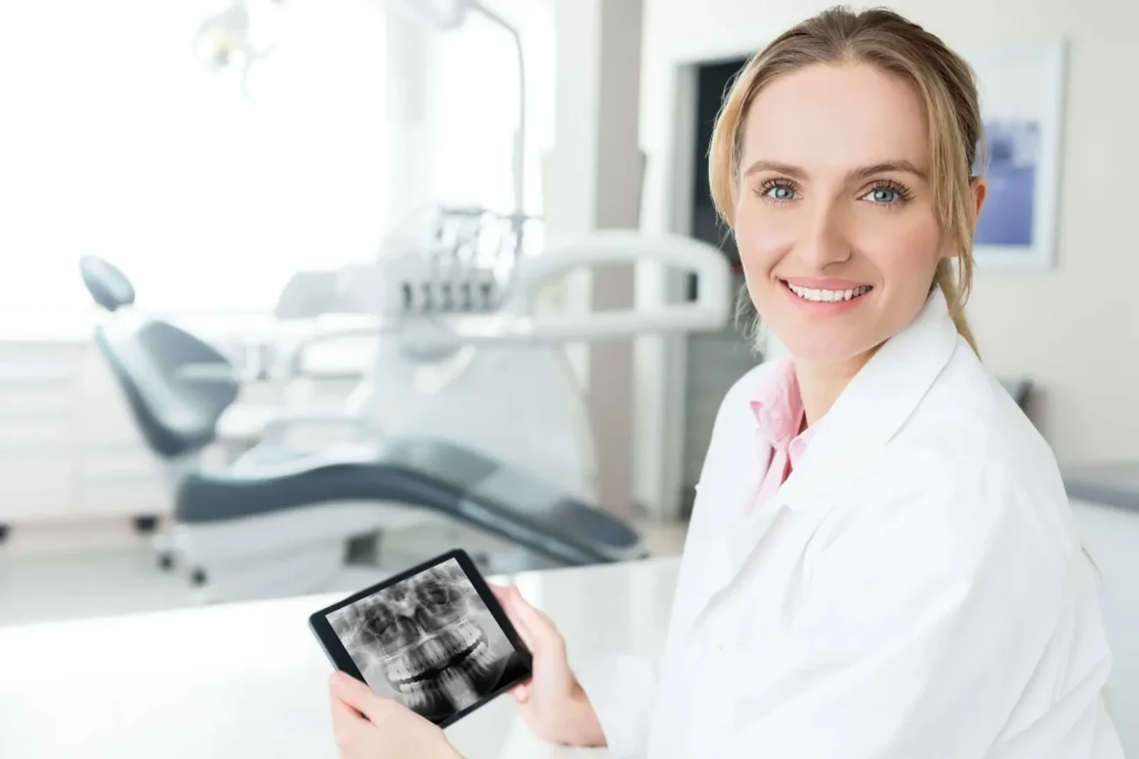 Emerging Tools in Tooth Morphology for Dental Assistants