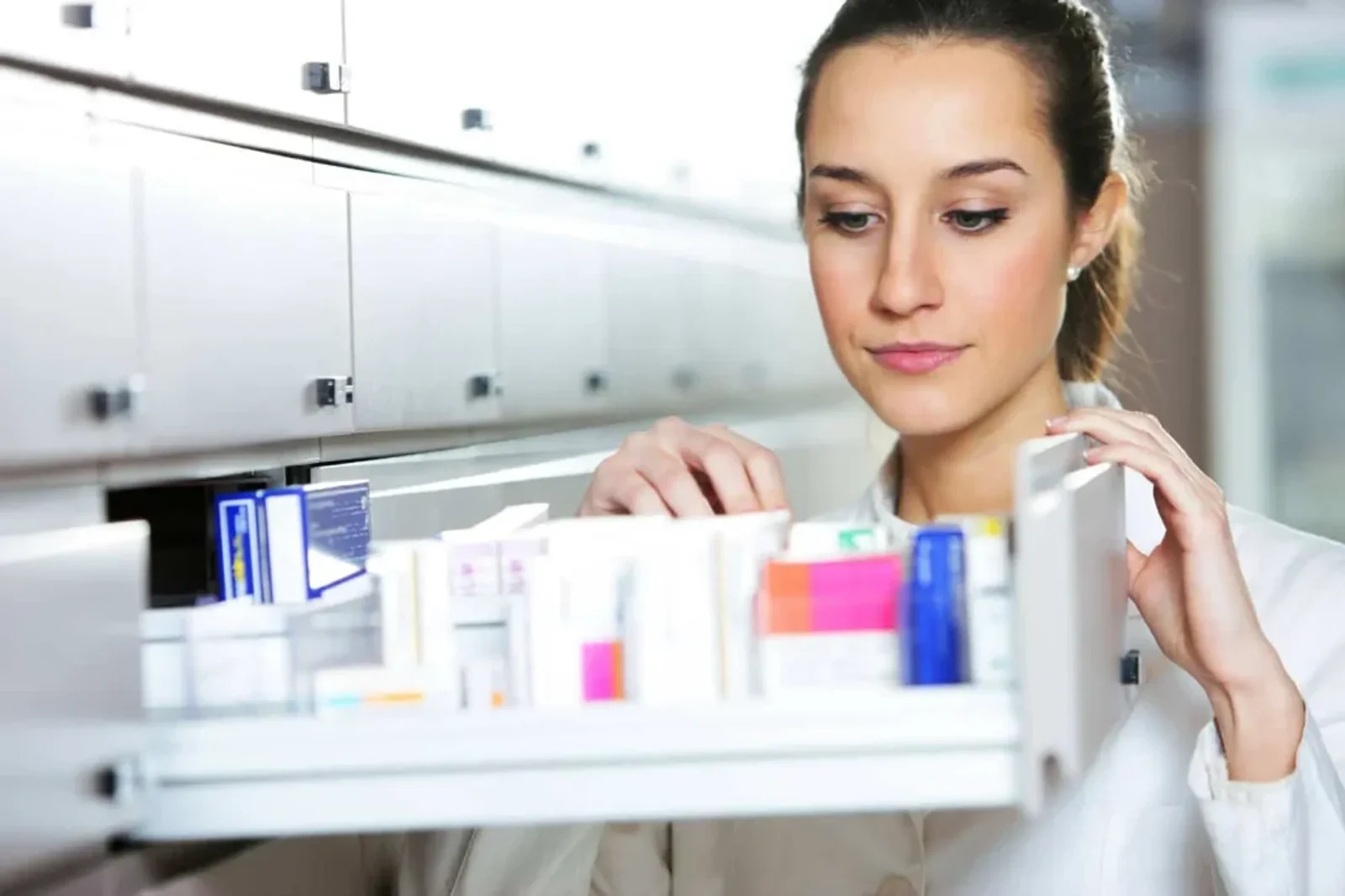 Pharmacy Technicians: One of Canada’s Highest Demanded Careers
