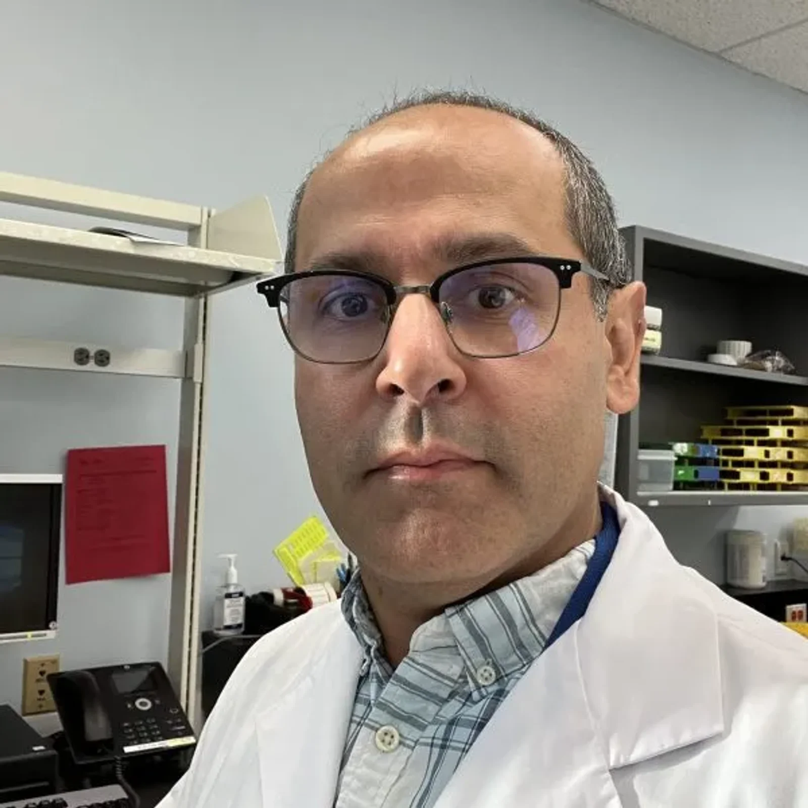 Internationally Educated Medical Lab Technologist Graduate Offers Valuable Insights
