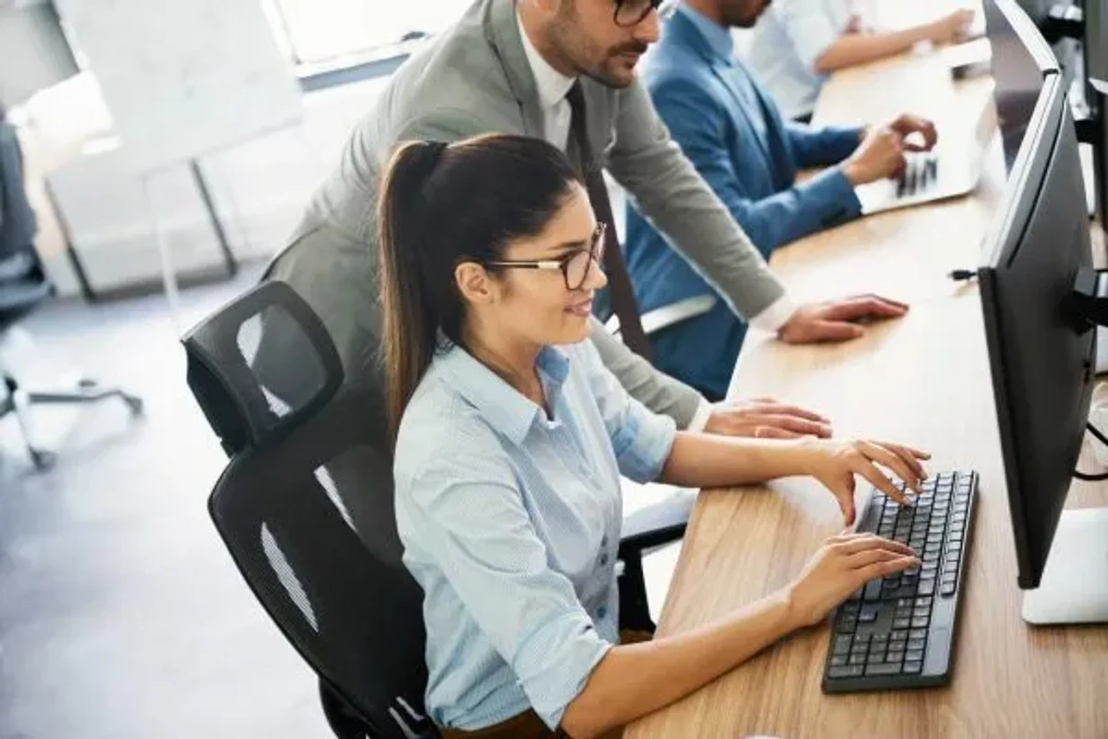 7 Skills to Master to Succeed as an Information Technology Technician