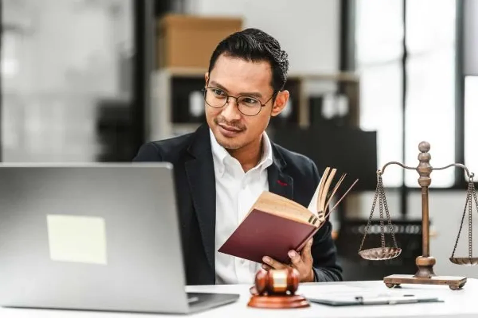 Is a Legal Career for You? Find Out. THIS is a Day in the Life of a Law Clerk.