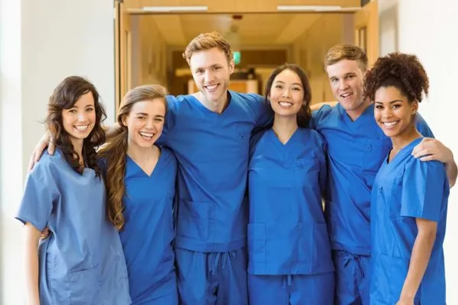 Canada’s Healthcare Industry Needs You – Job Opportunities Await!