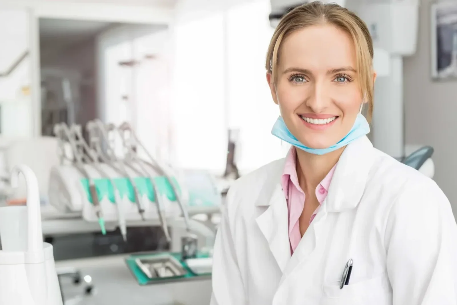 Intra-Oral Dental Assistant: A Great Career Choice In Ontario