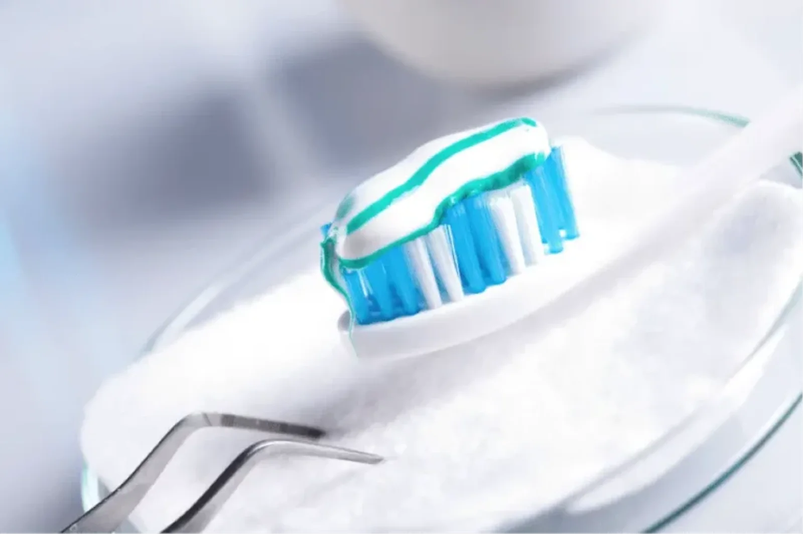 A Quick Guide to Fluoride for Dental Assistants