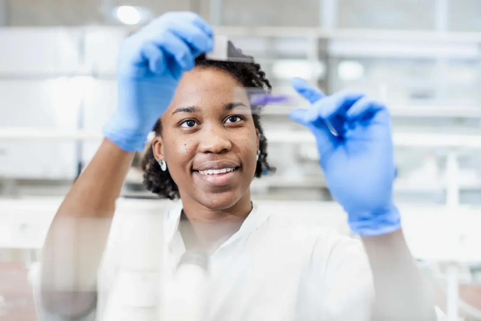 Career Opportunities as a Medical Laboratory Assistant Technician