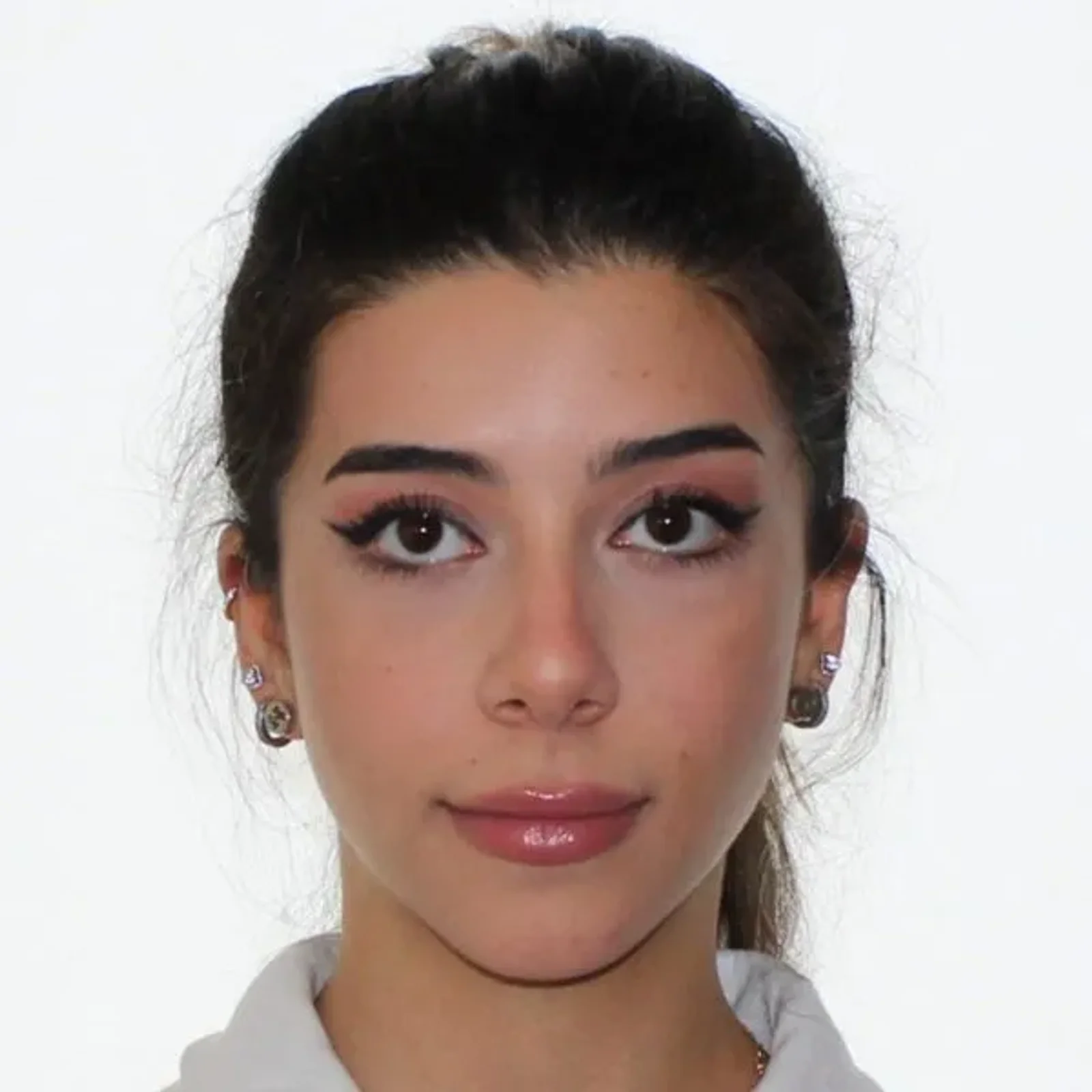 From Class to Clinic Career: Kiana’s Dental Assistant Journey