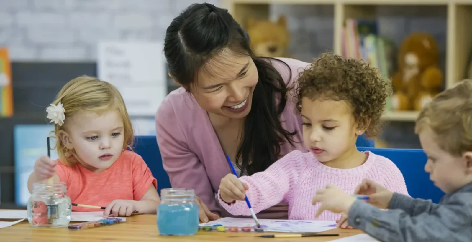 4 Reasons Why an Early Childcare Assistant Career Is So Rewarding