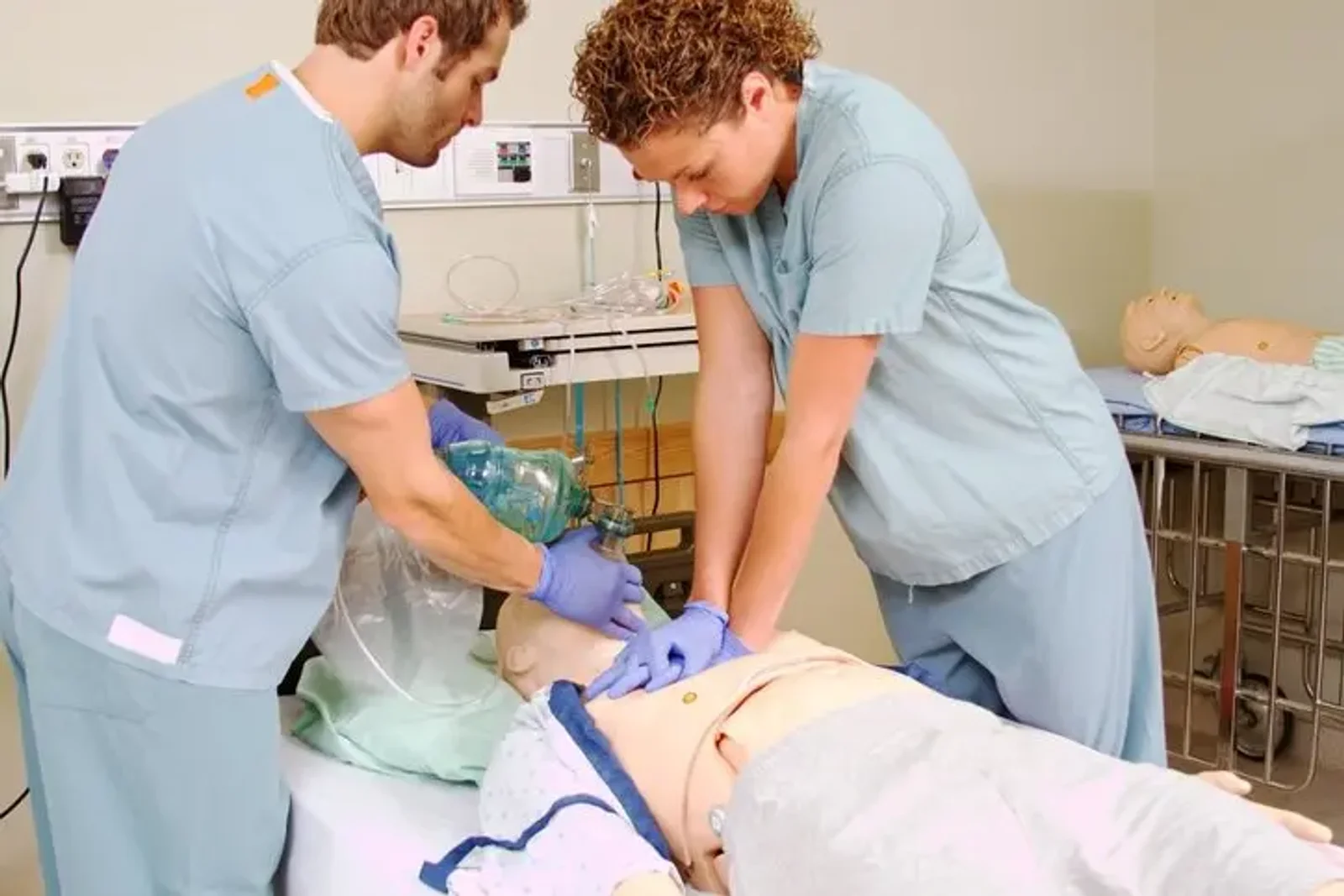 A History of CPR for Students in Healthcare Training