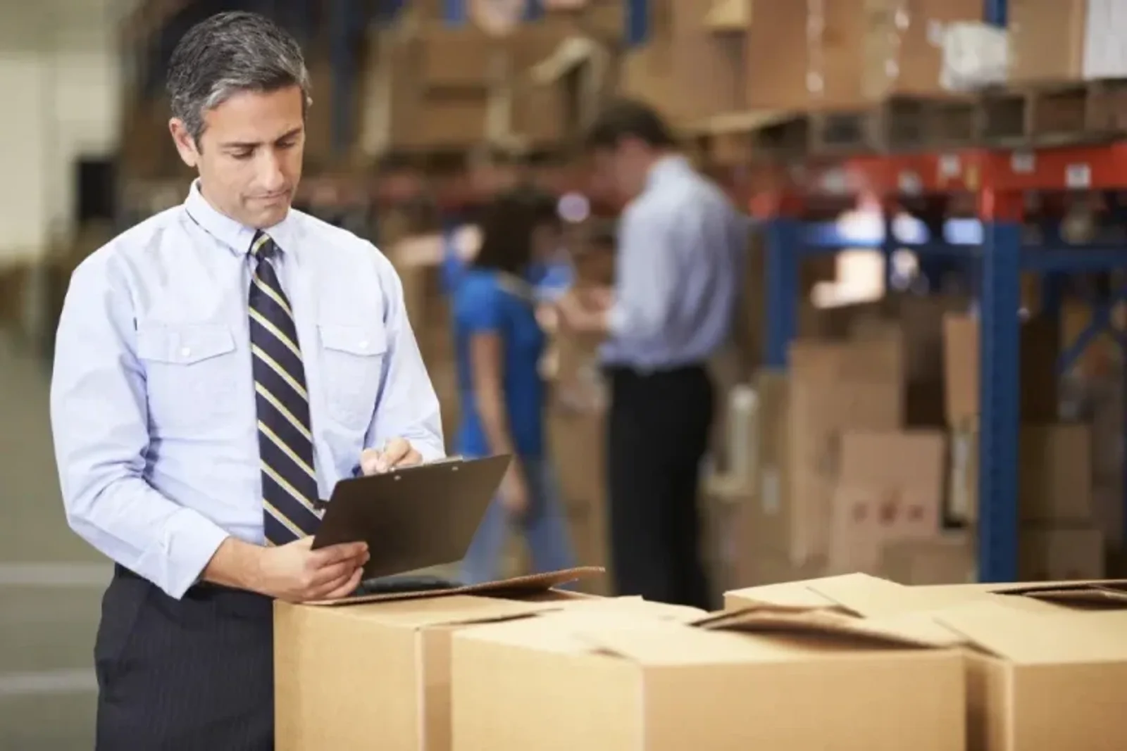 What Careers Can You Do With A Supply Chain and Logistics Diploma?