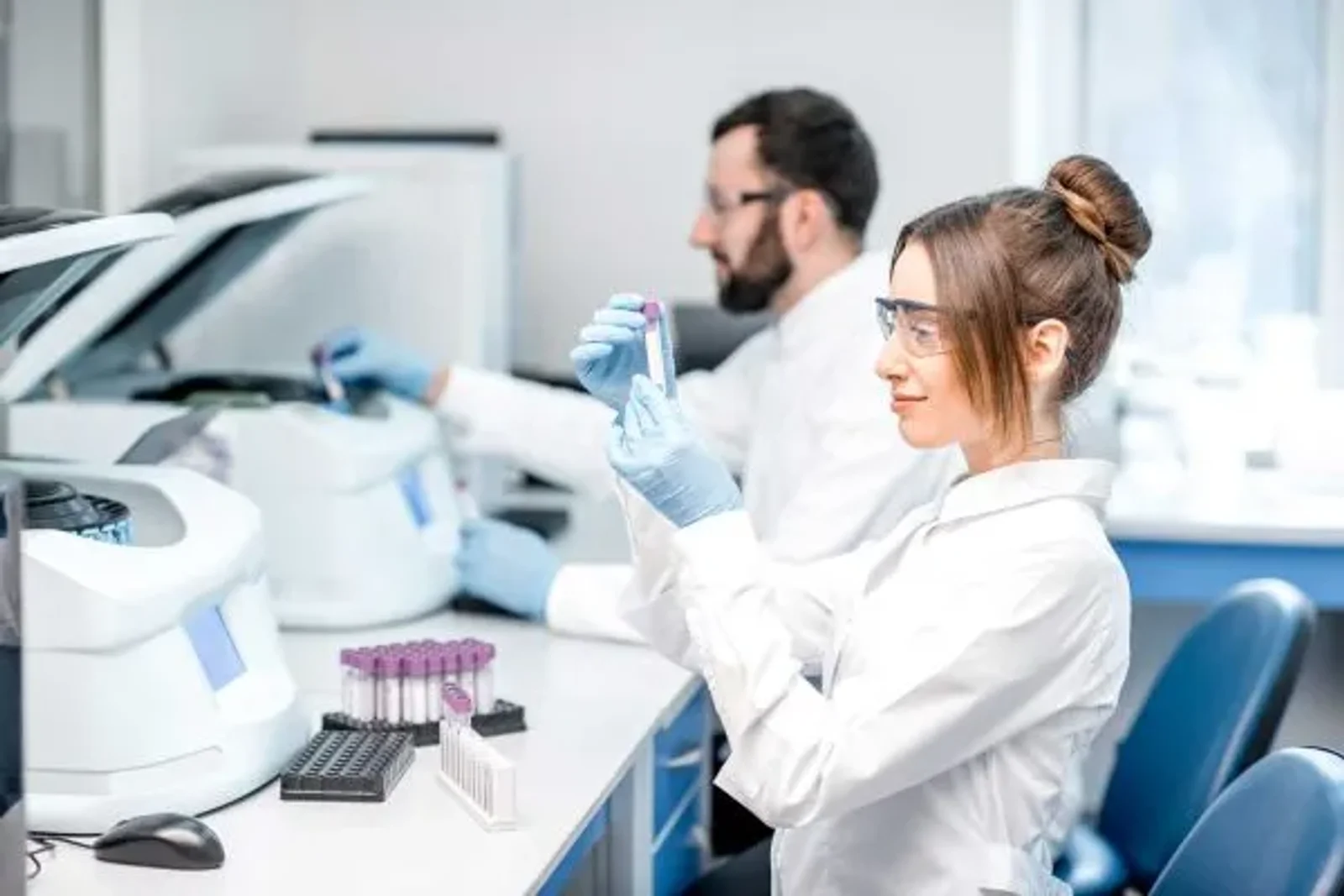 What to Expect in Your First Year as a Medical Lab Assistant/Technician