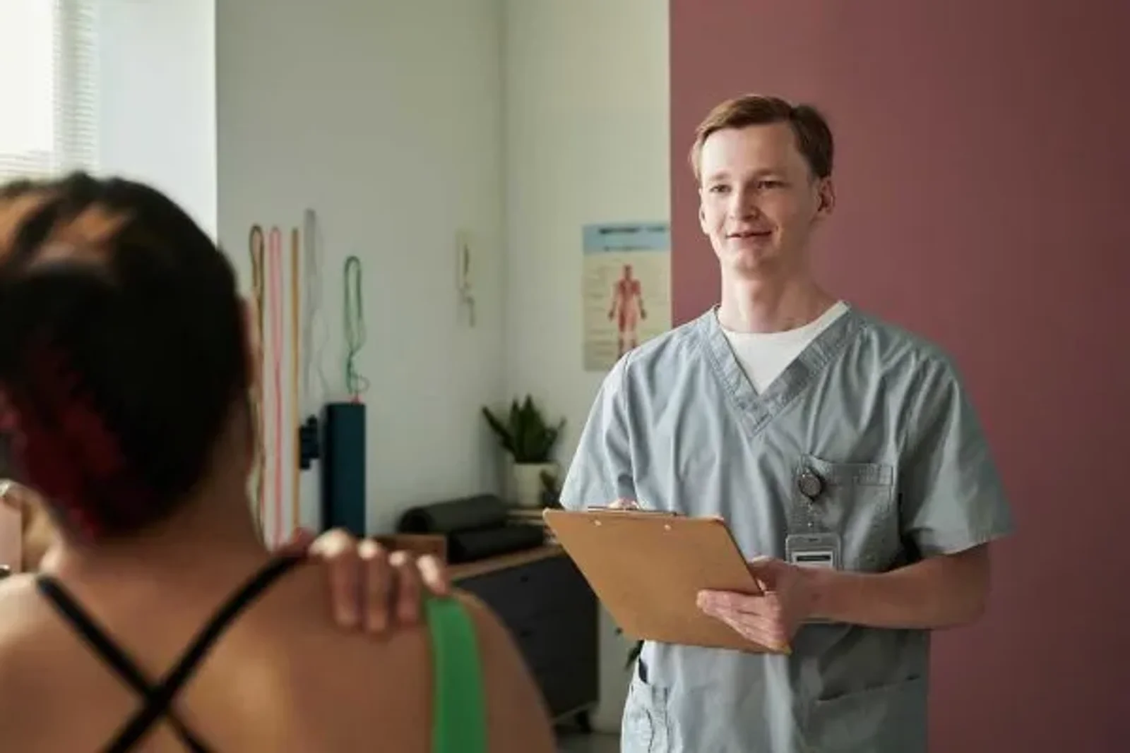 5 Ways a Therapy Assistant Program Prepares You for Patient Care